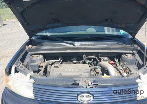 2005 Scion Xb from USA, damaged, VIN JTLKT334950196144